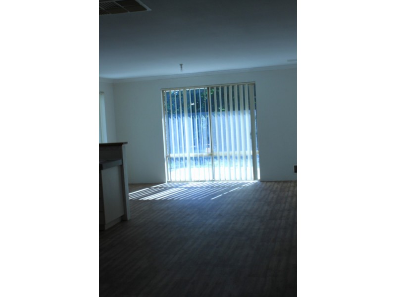 17 Morolo Street, Seville Grove WA 6112