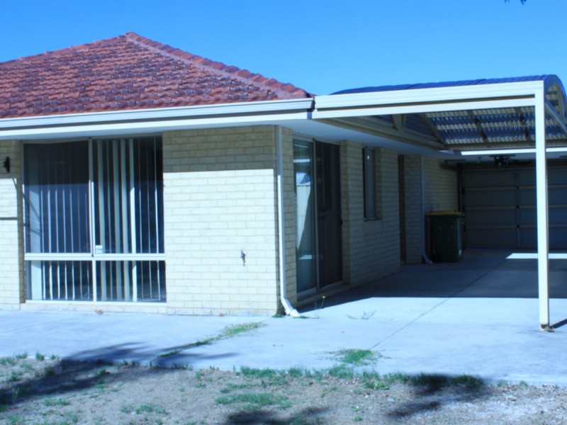 17 Morolo Street, Seville Grove WA 6112