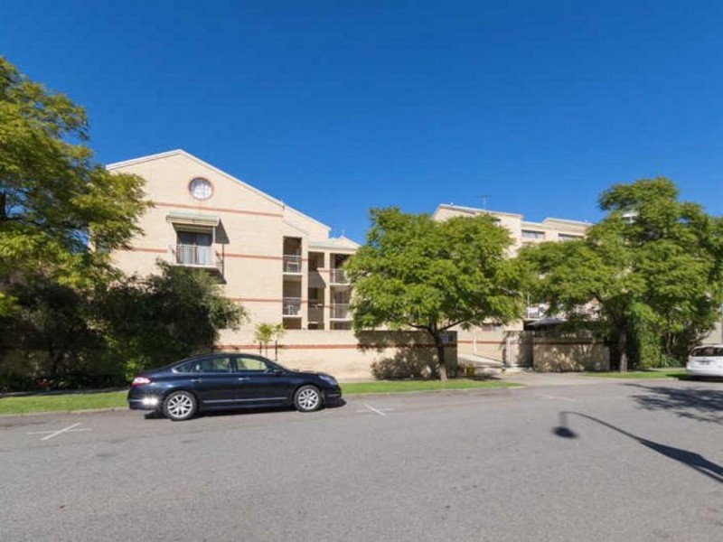 2/18 Forrest Avenue, East Perth WA 6004