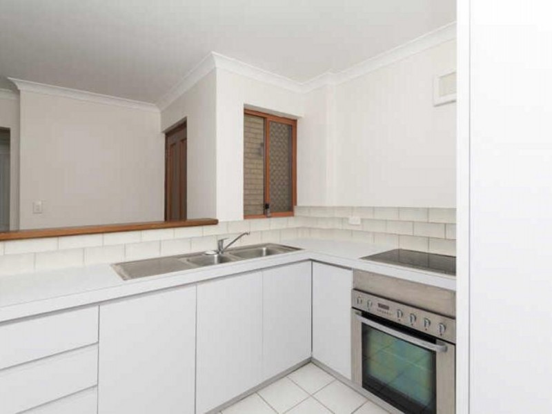 2/18 Forrest Avenue, East Perth WA 6004