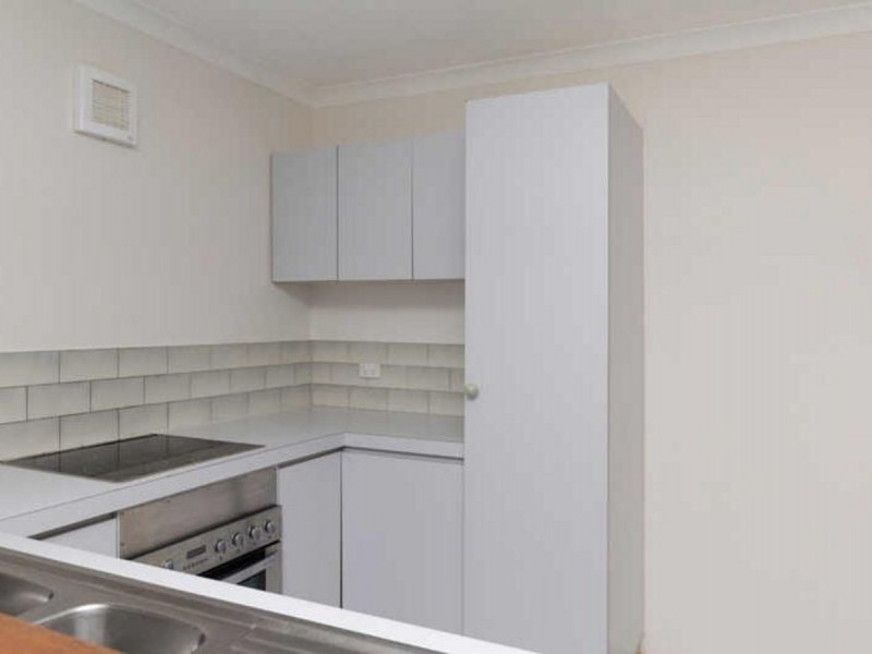 2/18 Forrest Avenue, East Perth WA 6004