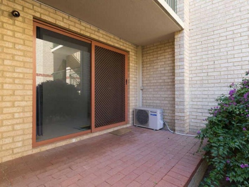 2/18 Forrest Avenue, East Perth WA 6004