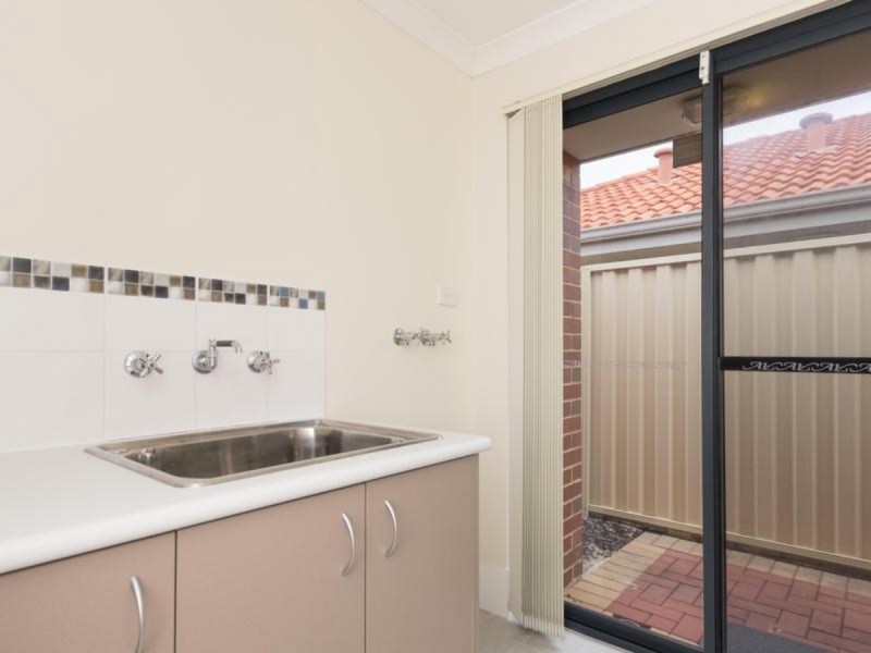 9/197 Welshpool Road, Queens Park WA 6107