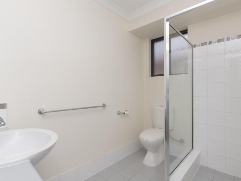 9/197 Welshpool Road, Queens Park WA 6107