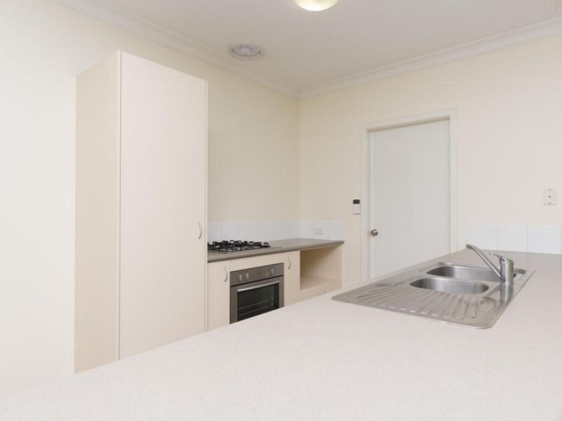 9/197 Welshpool Road, Queens Park WA 6107