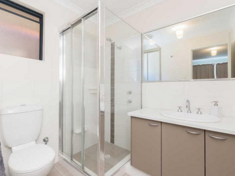 38B Raleigh Street, Carlisle WA 6101