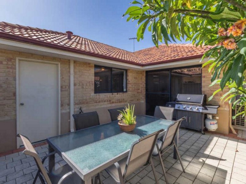 38B Raleigh Street, Carlisle WA 6101