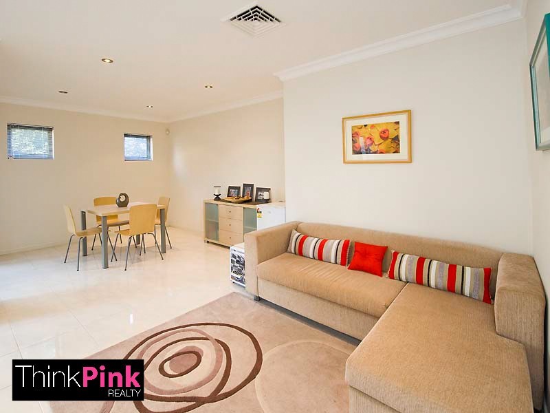 98C Surrey Road, Rivervale WA 6103