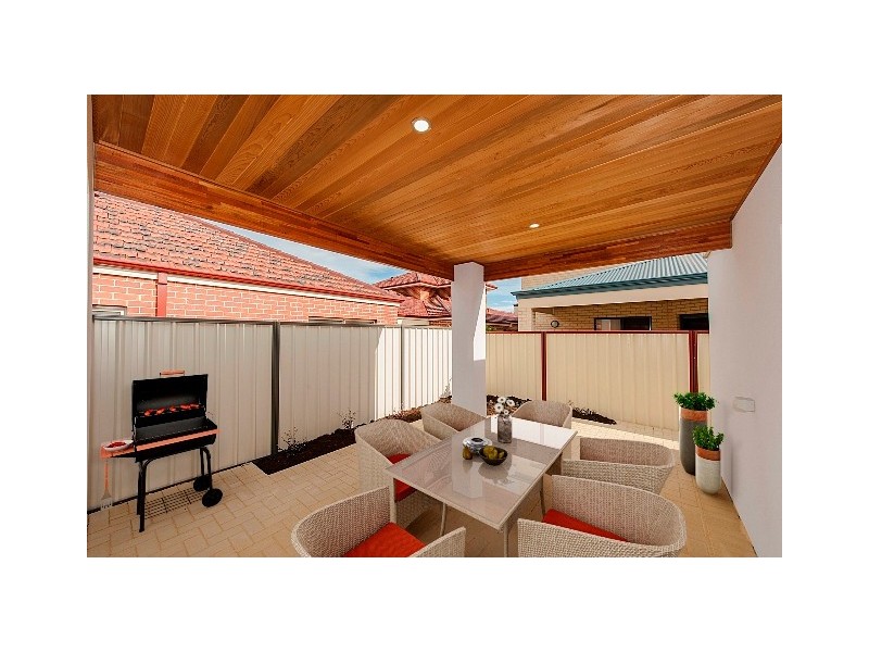10/198 Surrey Road, Rivervale WA 6103
