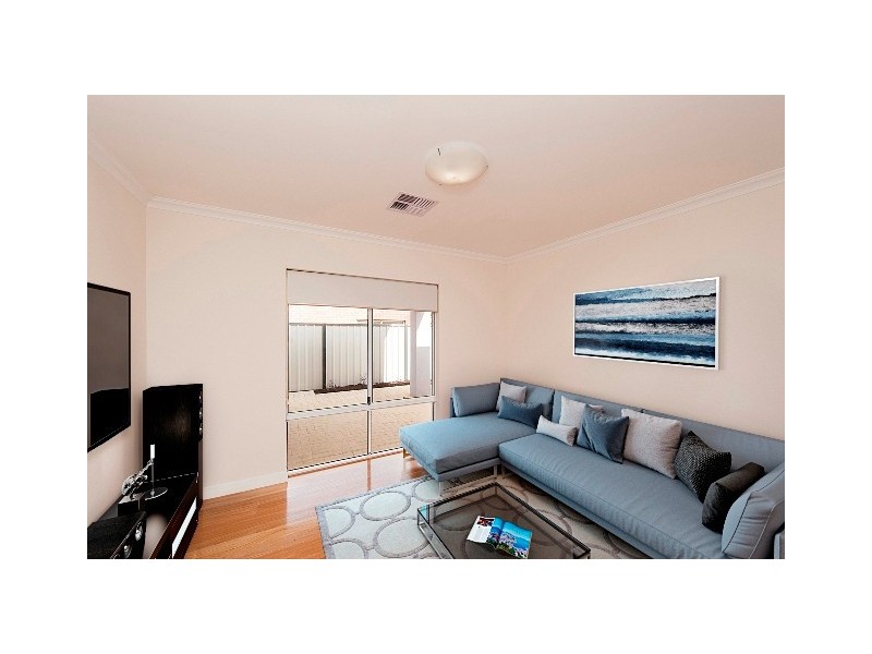 10/198 Surrey Road, Rivervale WA 6103