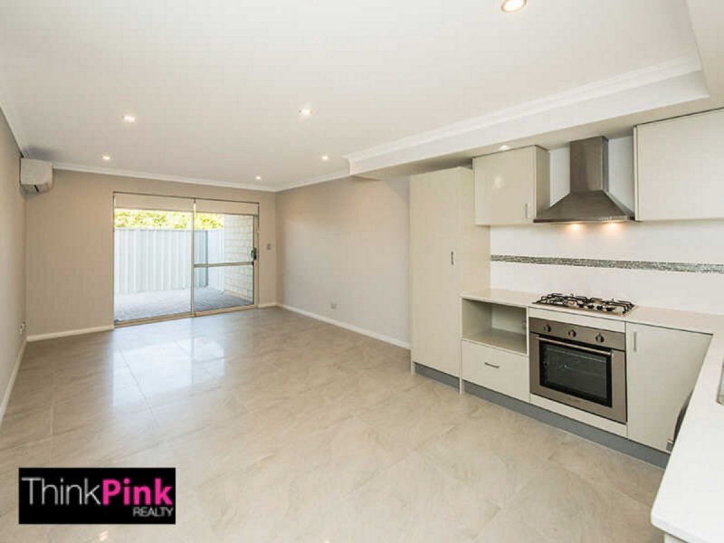 1/19 Hubert Street, Belmont WA 6104