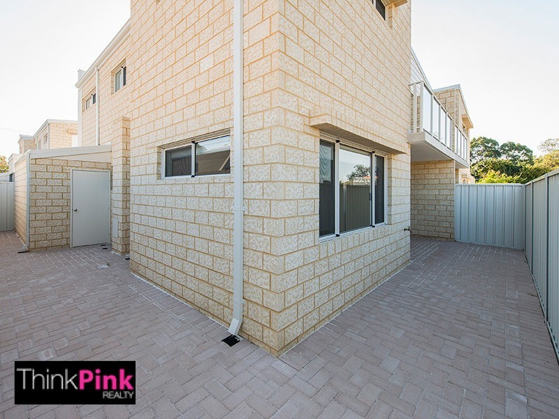 2/19 Hubert Street, Belmont WA 6104