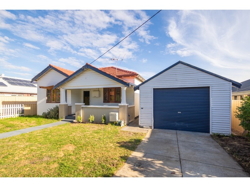 109A Raleigh Street, Carlisle WA 6101