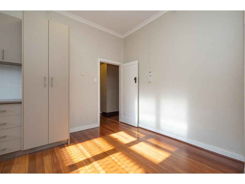 109A Raleigh Street, Carlisle WA 6101