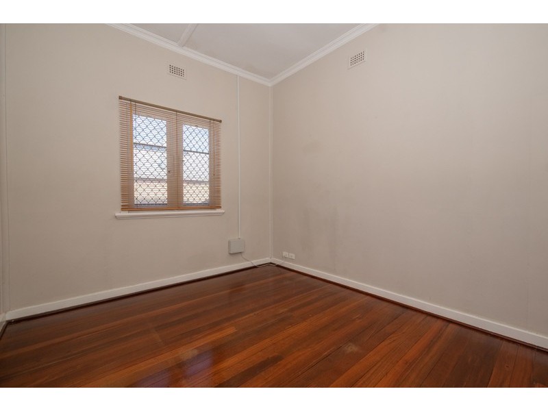 109A Raleigh Street, Carlisle WA 6101