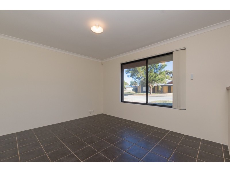 4 Cheltenham Court, Redcliffe WA 6104