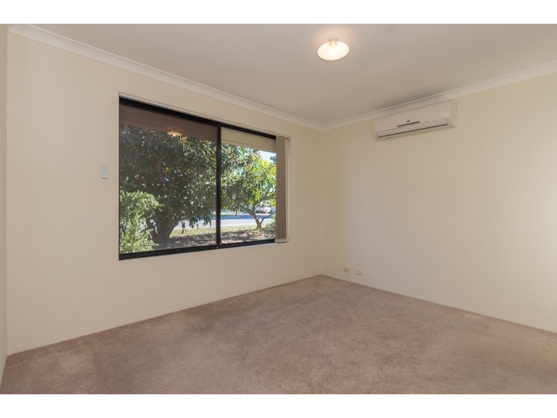 4 Cheltenham Court, Redcliffe WA 6104
