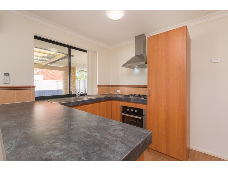 4 Cheltenham Court, Redcliffe WA 6104