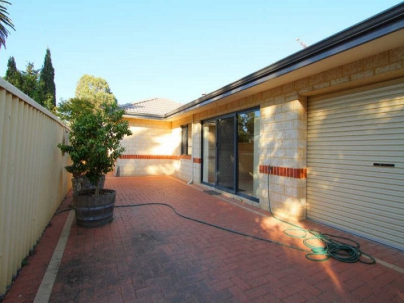 133B Raleigh Street, Carlisle WA 6101