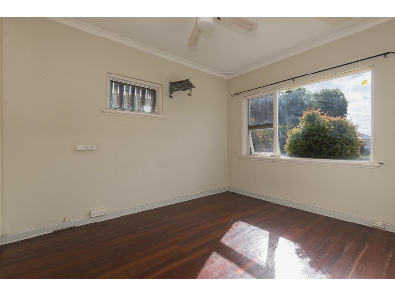 8 Hutchison Street, Rivervale WA 6103