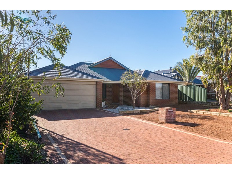 62 Larwood Crescent, High Wycombe WA 6057