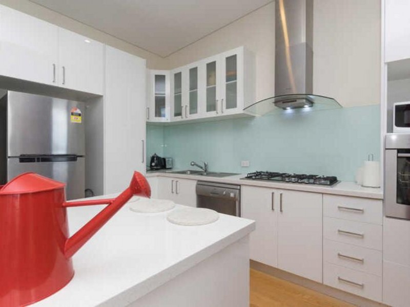 7/168 Sydenham Street, Kewdale WA 6105