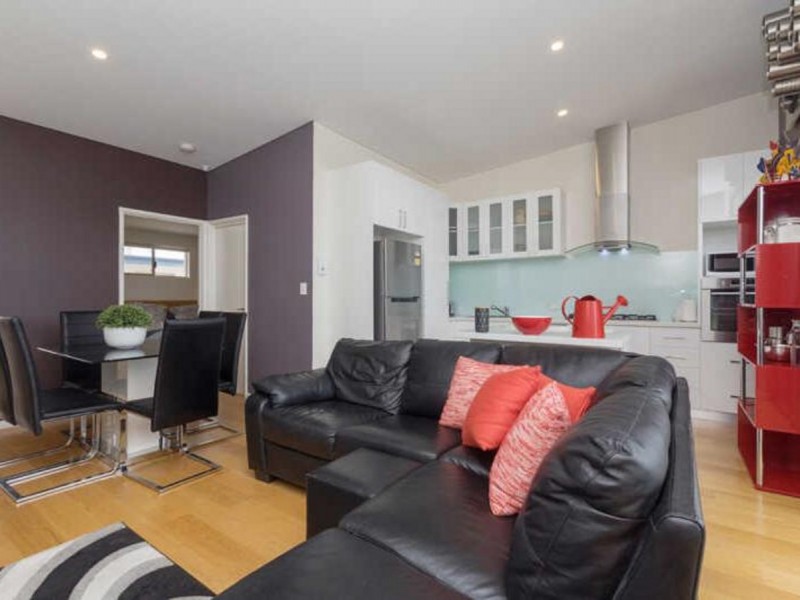 7/168 Sydenham Street, Kewdale WA 6105