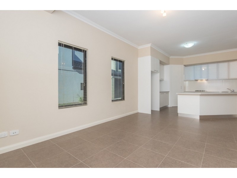 1/42 Gladstone Road, Rivervale WA 6103