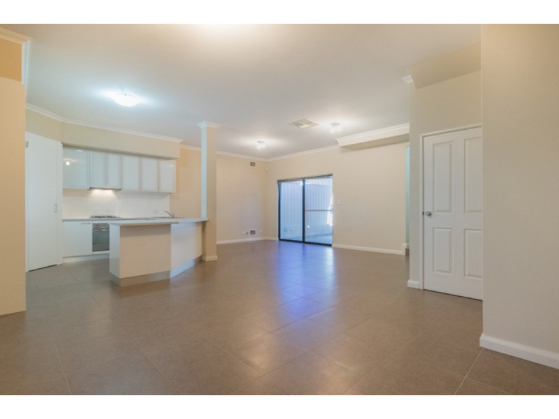 1/42 Gladstone Road, Rivervale WA 6103