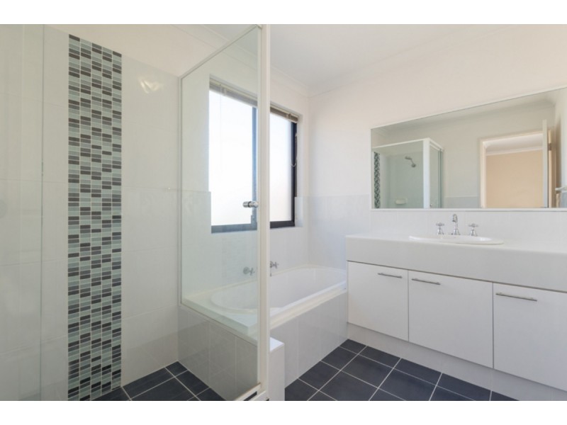 1/42 Gladstone Road, Rivervale WA 6103