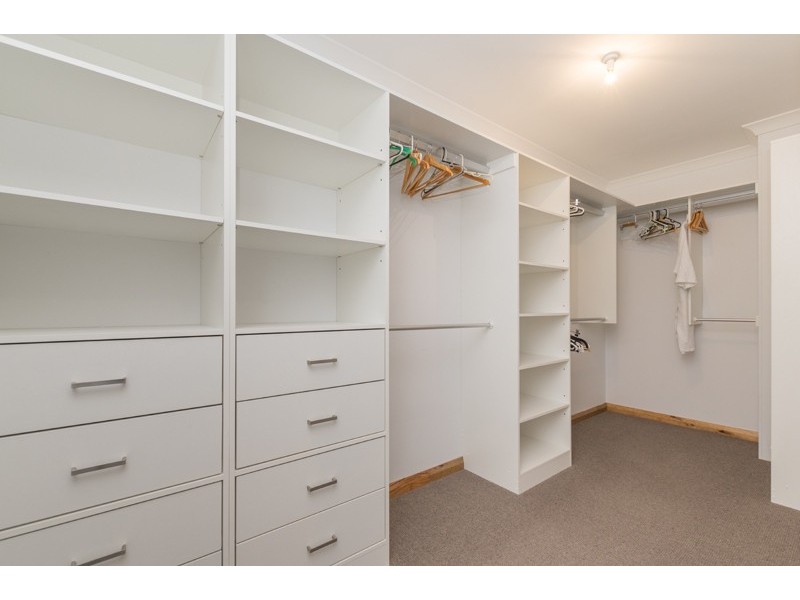 11 Gladstone Road, Rivervale WA 6103