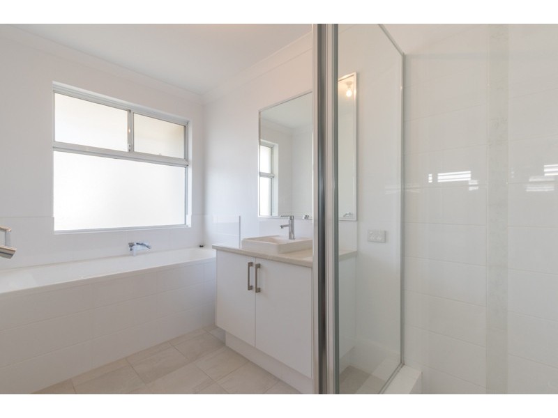 11 Gladstone Road, Rivervale WA 6103