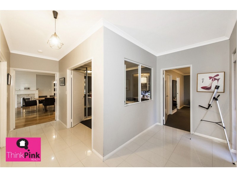 119 Maamba Road, Wattle Grove WA 6107