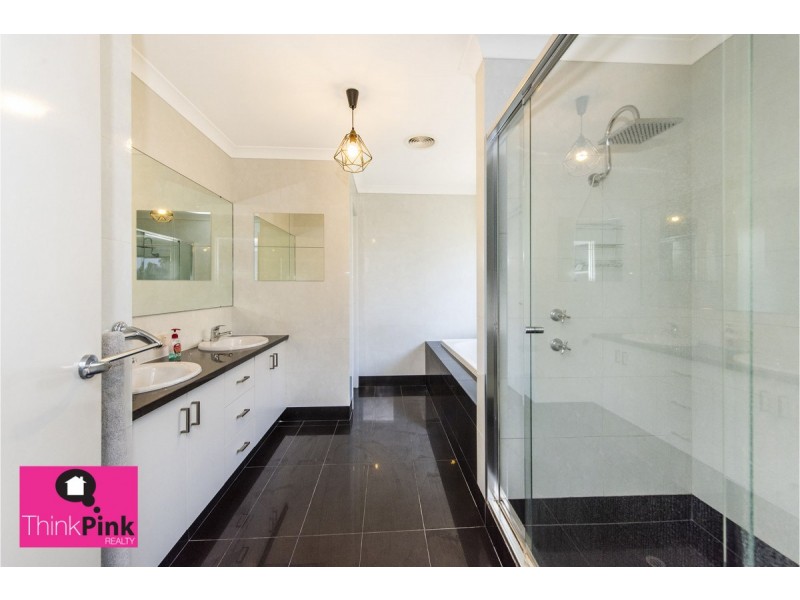 119 Maamba Road, Wattle Grove WA 6107