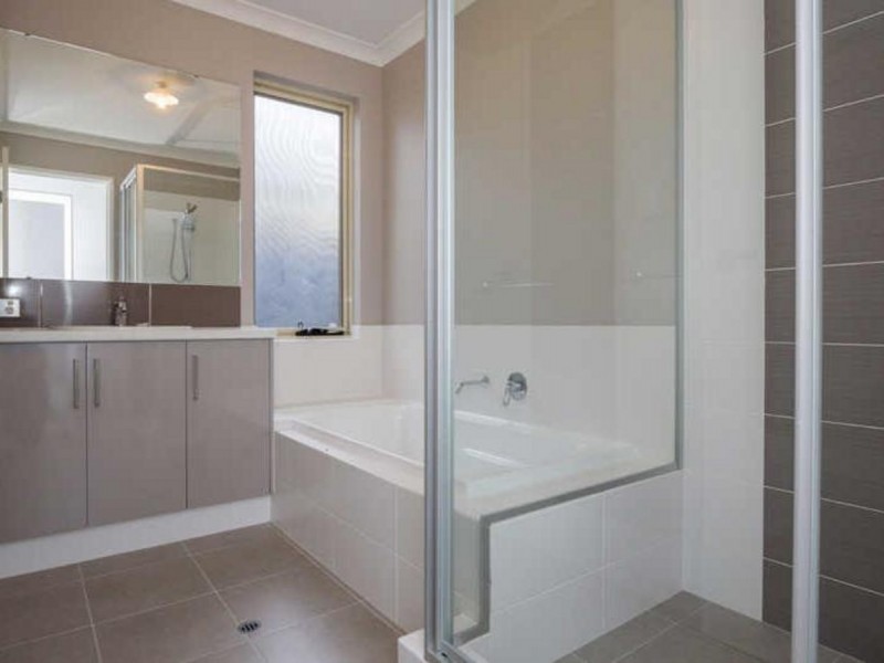 307B Fisher Street, Cloverdale WA 6105