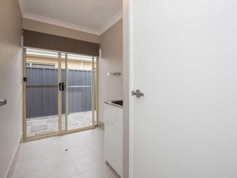 307B Fisher Street, Cloverdale WA 6105