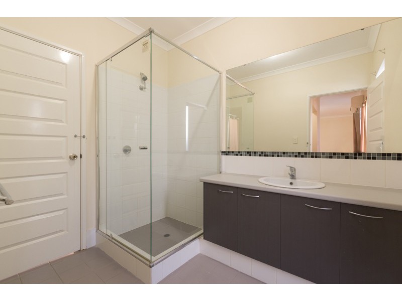 2A Stratford Place, Bentley WA 6102