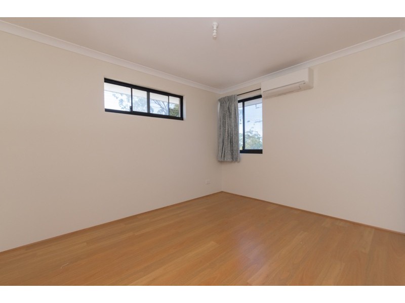 2A Stratford Place, Bentley WA 6102
