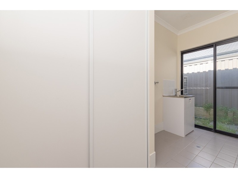 2A Stratford Place, Bentley WA 6102
