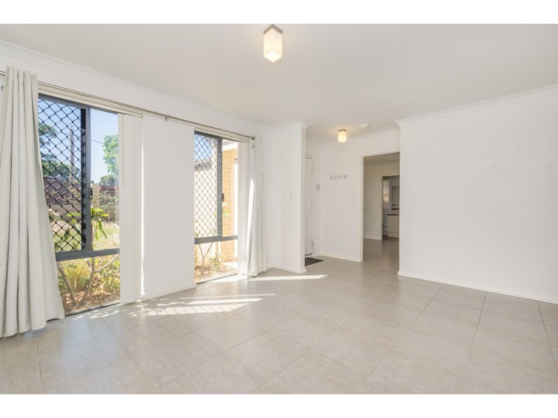 1/250 George Street, Queens Park WA 6107