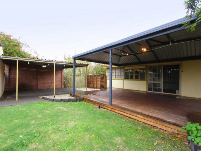 13 Toorak Road, Rivervale WA 6103