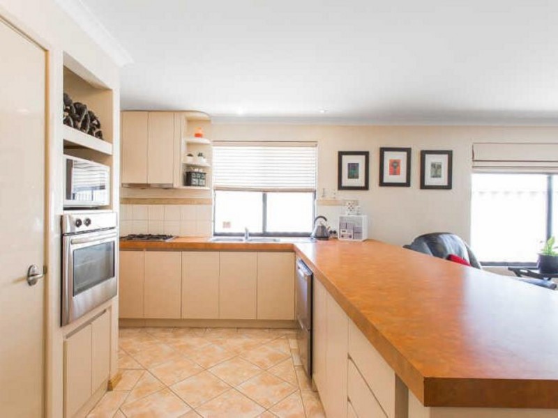 156 Oats Street, Carlisle WA 6101