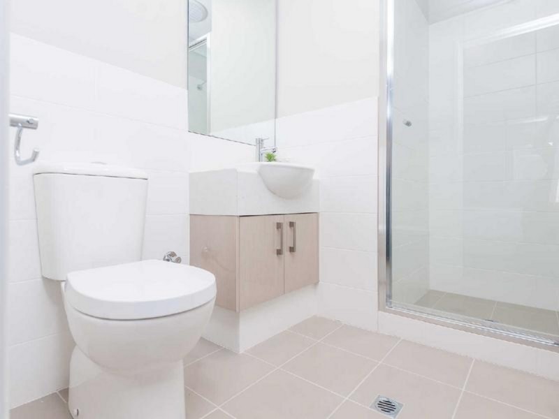 1/203 Belmont Avenue, Cloverdale WA 6105