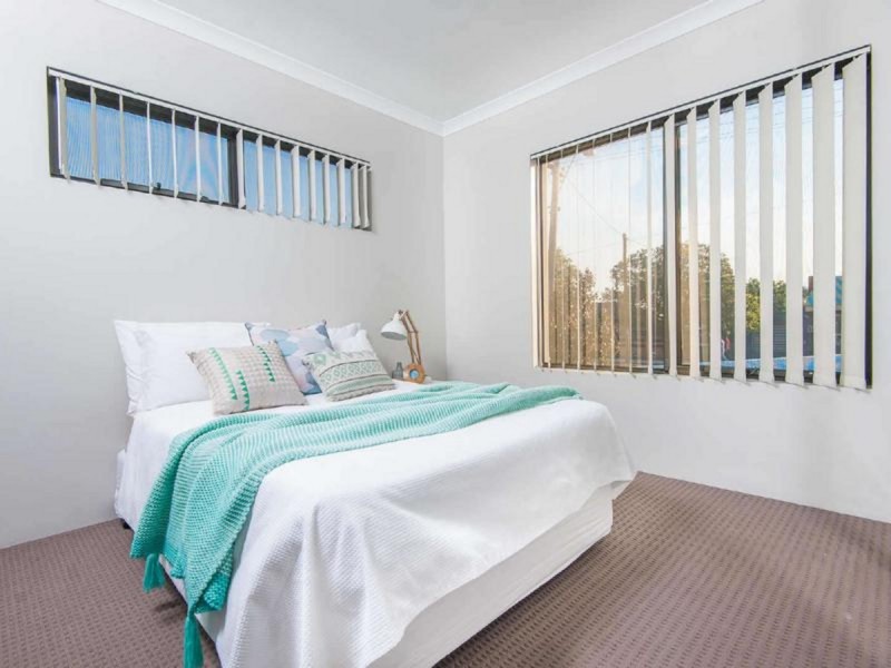 1/203 Belmont Avenue, Cloverdale WA 6105