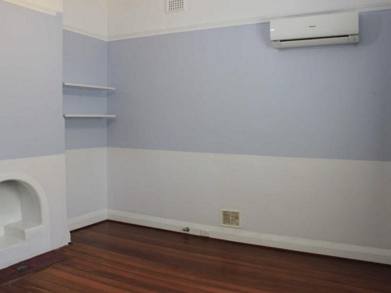 27A Raleigh Street, Carlisle WA 6101