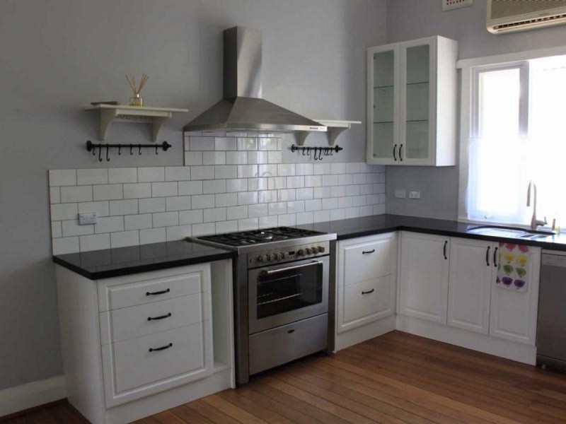 27A Raleigh Street, Carlisle WA 6101