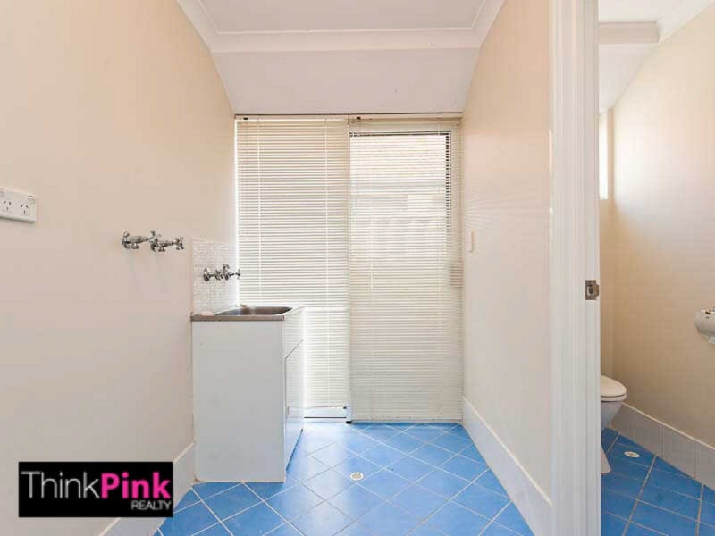 13 Grantham Place, Carlisle WA 6101