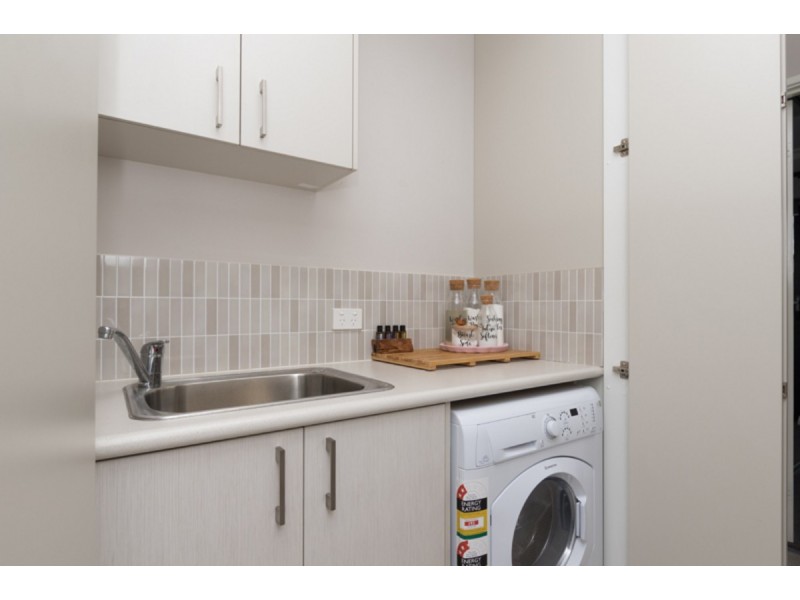 4/316 Hardey Road, Cloverdale WA 6105