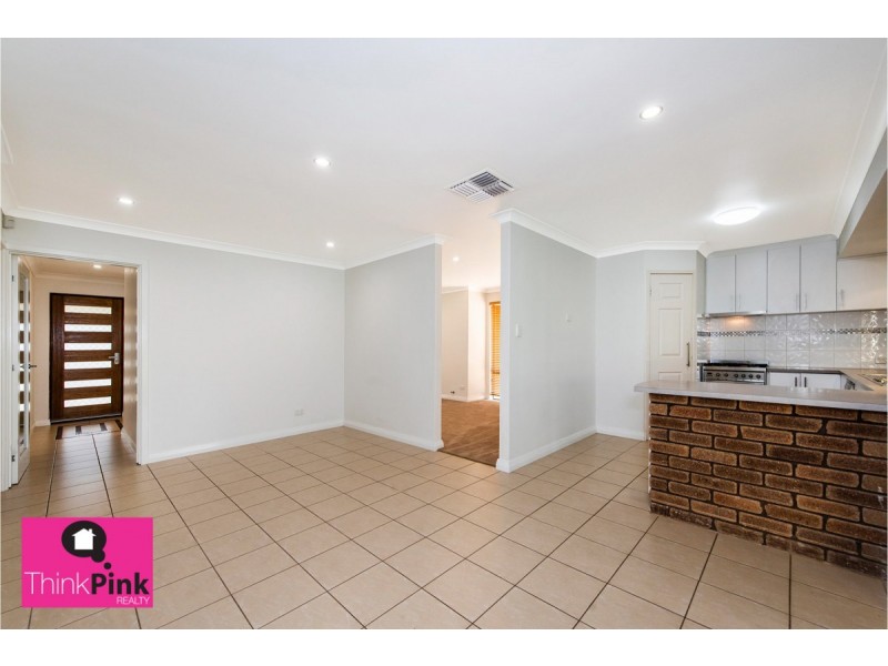 32 Walker Crescent, High Wycombe WA 6057