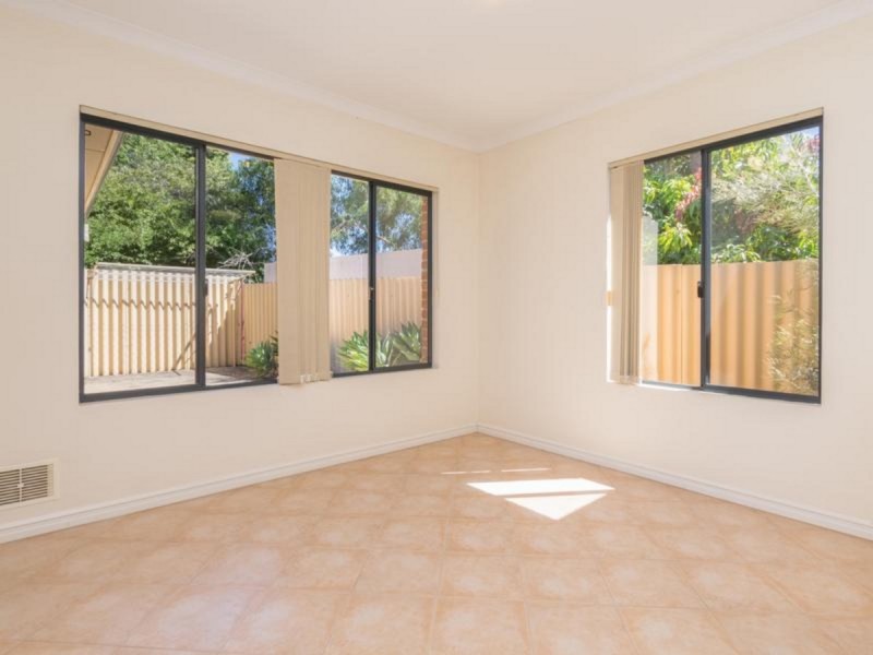 22C Raleigh Street, Carlisle WA 6101